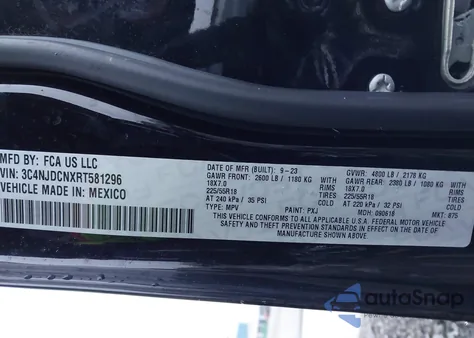 2024 Jeep Compass Limited 4X4 from USA, damaged, VIN 3C4NJDCNXRT581296